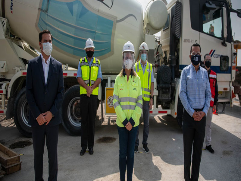 "Es nuestra responsabilidad cuidarnos y cuidar de los demás, en particular a nuestros compañeros de trabajo y nuestra familia. Recordemos vivir los comportamientos que salvan nuestras vidas”. Martha Herrera, Directora Global de Negocio Responsable de CEMEX 