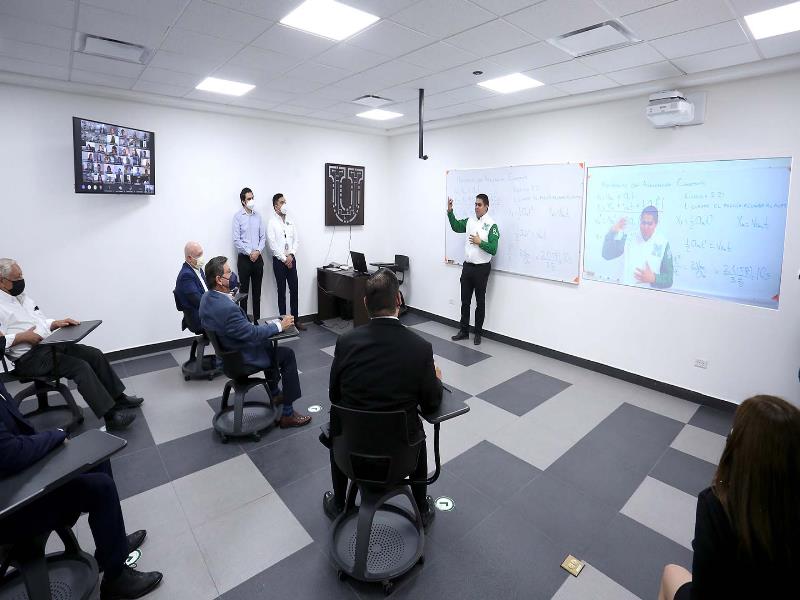 Inauguran cinco aulas híbridas