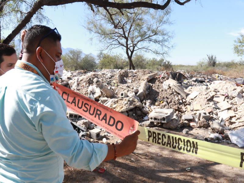 Exhortan  a no deshacerse de la basura en los espacios públicos