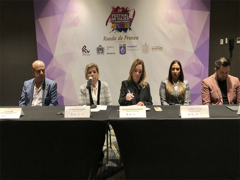 Jesús Nader Marcos, Presidente de la Asociación Mexicana de Hoteles de Nuevo León; Maricela Gómez Seeman, Directora de Expo Festival de Viajes y Aventuras y del Congreso Nacional de la Industria Turística; Maricarmen Martínez Villarreal, Secretaria de Turismo del Gobierno del Estado de Nuevo León; Betsabé Rocha Nieto, Secretaria de Desarrollo Económico de Gobierno de Monterrey y Mauricio Magdaleno Galván, Director del Clúster de Turismo de Nuevo León.