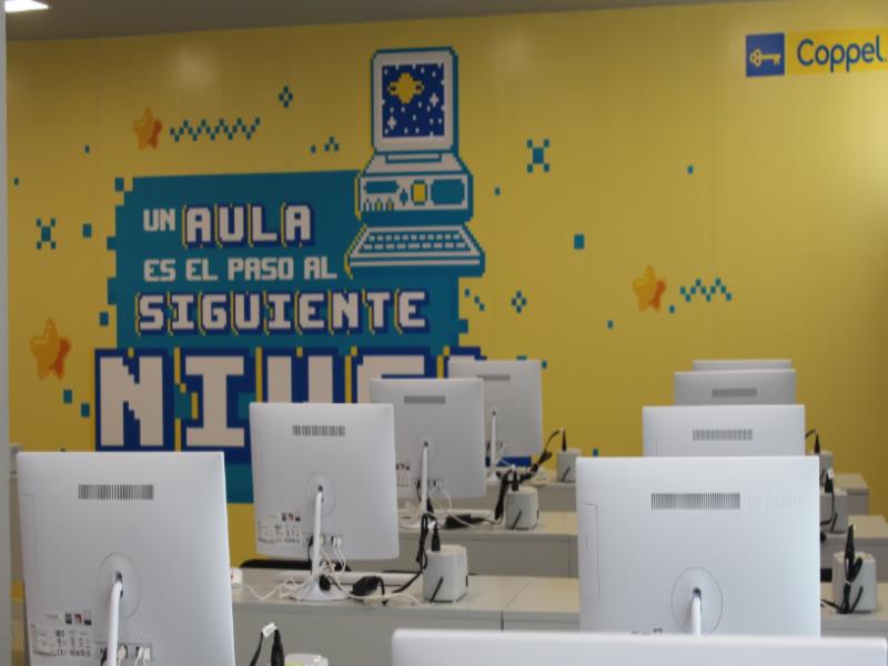 Coppel contribuye a reducir el porcentaje de las escuelas secundarias que no tienen una computadora para su uso educativo